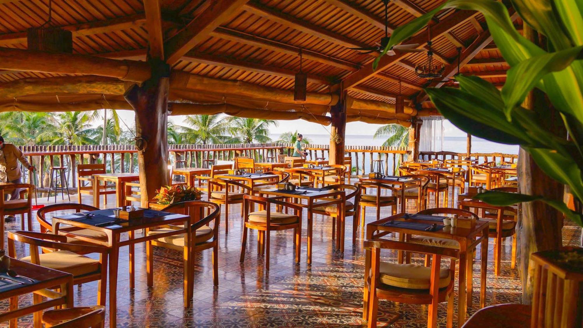 Grand Ocean Bay Resort Дуонг-Донг Экстерьер фото