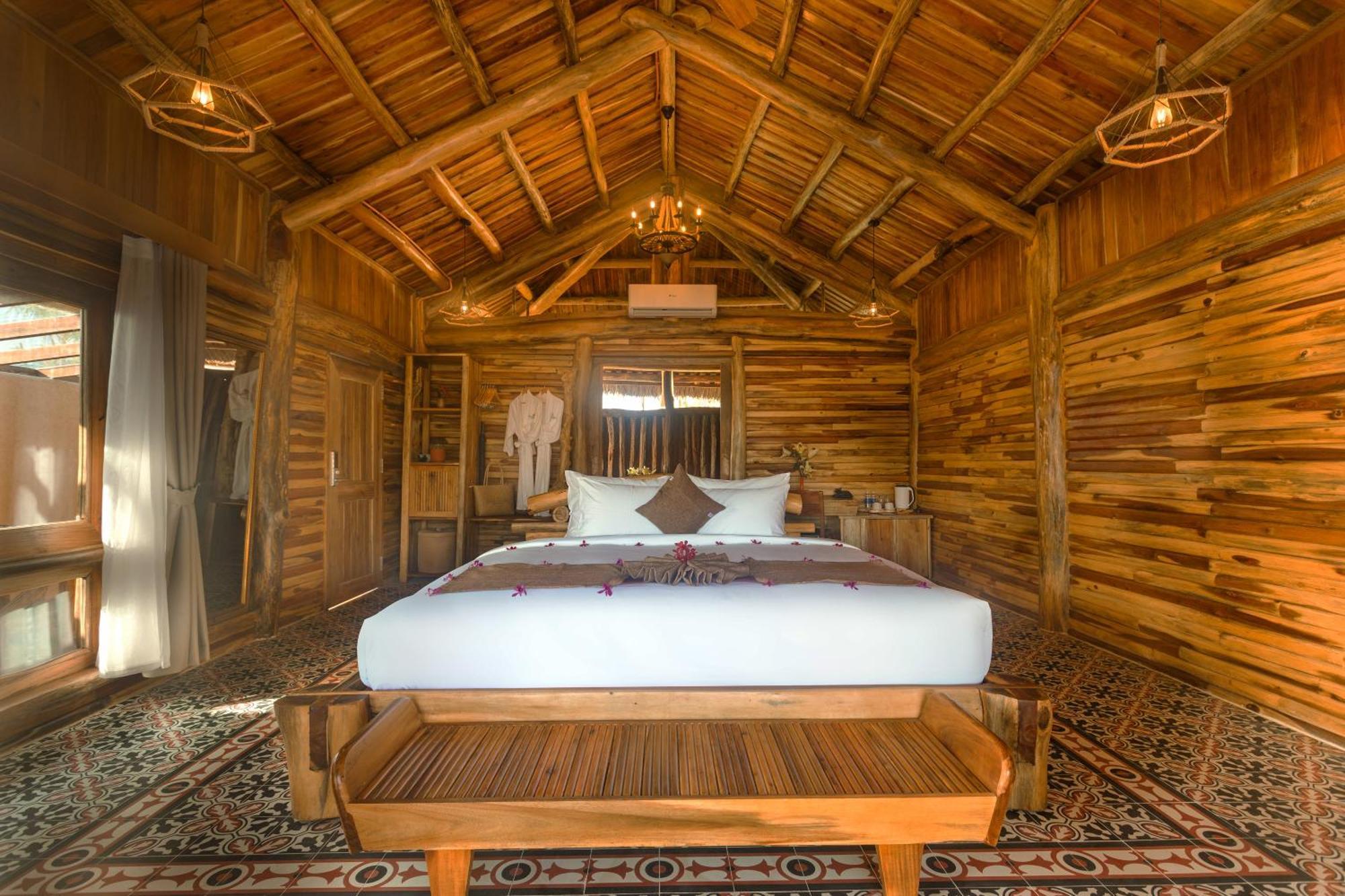 Grand Ocean Bay Resort Дуонг-Донг Экстерьер фото